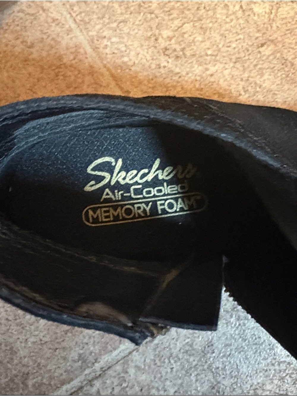 Skechers Taxi Water Repellent Suede Side Zip Bootie - Western City - Picture 7 of 9